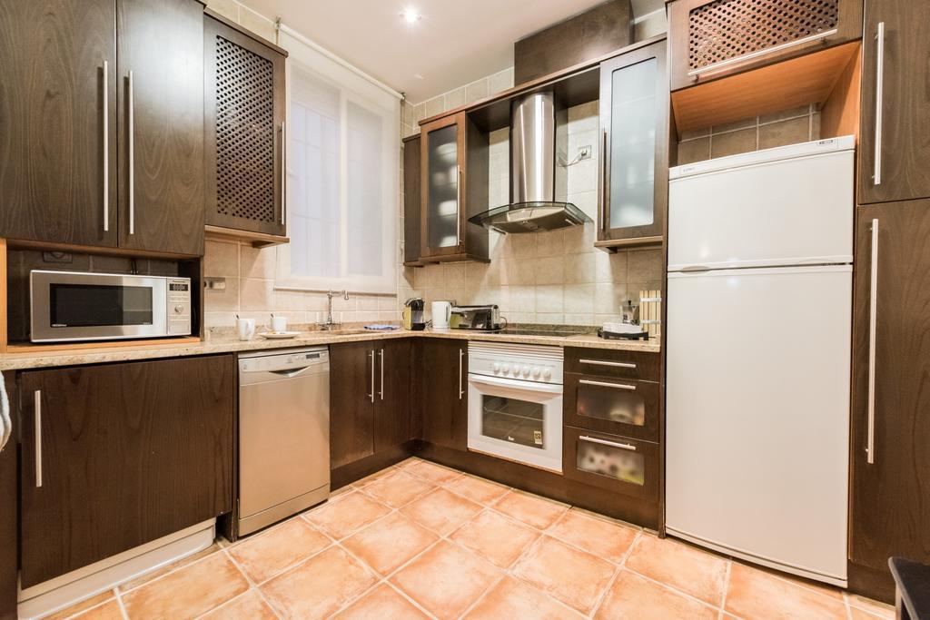 Appartamento Downtown Jacuzzi Madrid Esterno foto